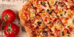 طرز تهیه پیتزا مخلوط به روش فست فودی و با طعمی بی نظیر