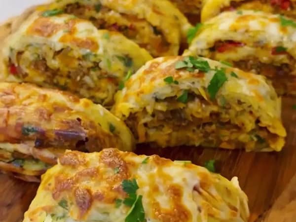 طرز تهیه رولت سیب زمینی و گوشت