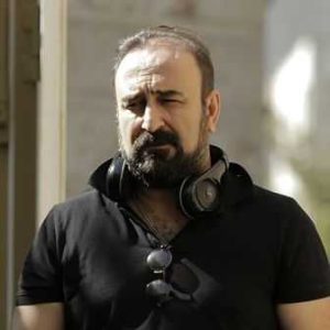 تیپ شیک و درجه یک شکیب سریال آوای باران در سن ۵۱ سالگی